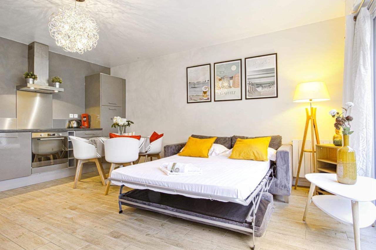 Studio Pyrene - 3 Etoiles - Welkeys Saint-Jean-de-Luz Ngoại thất bức ảnh